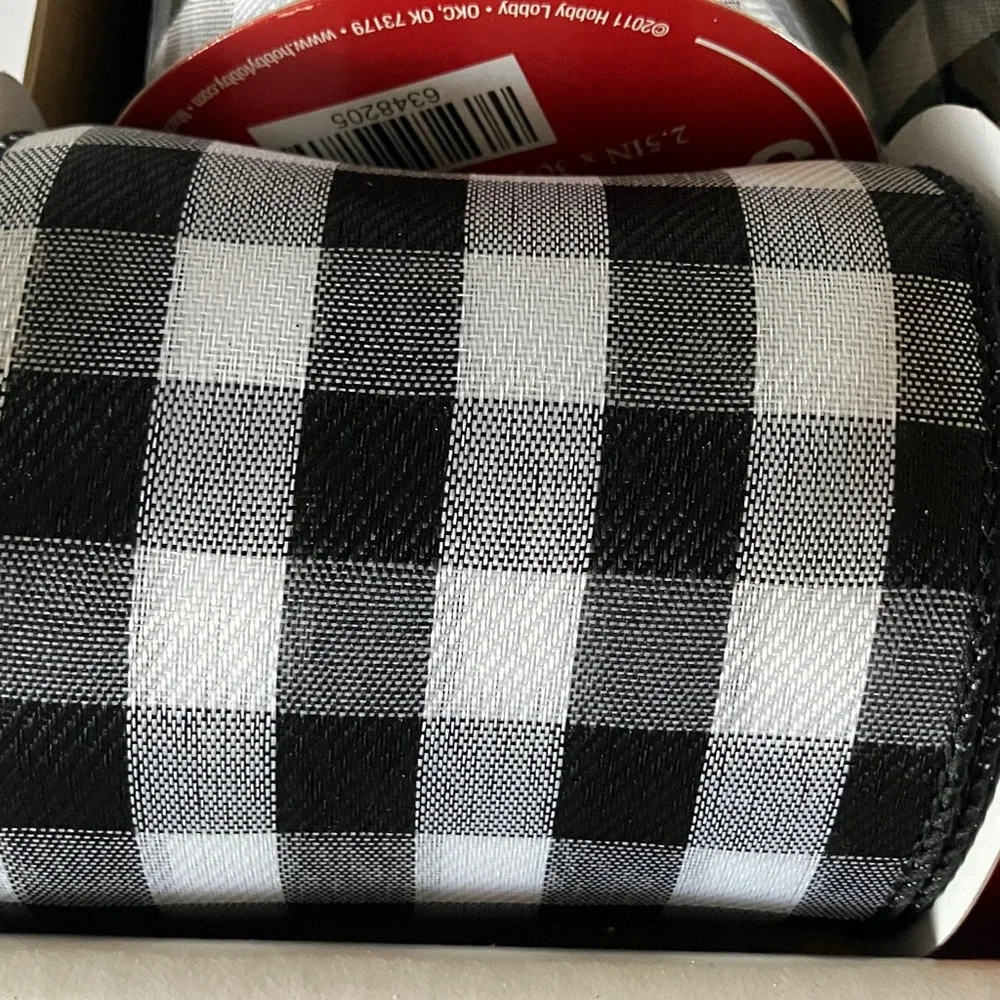 8 Rolls‎ Black and White Checkered Wired Edge Ribbon Set Total 270 Feet